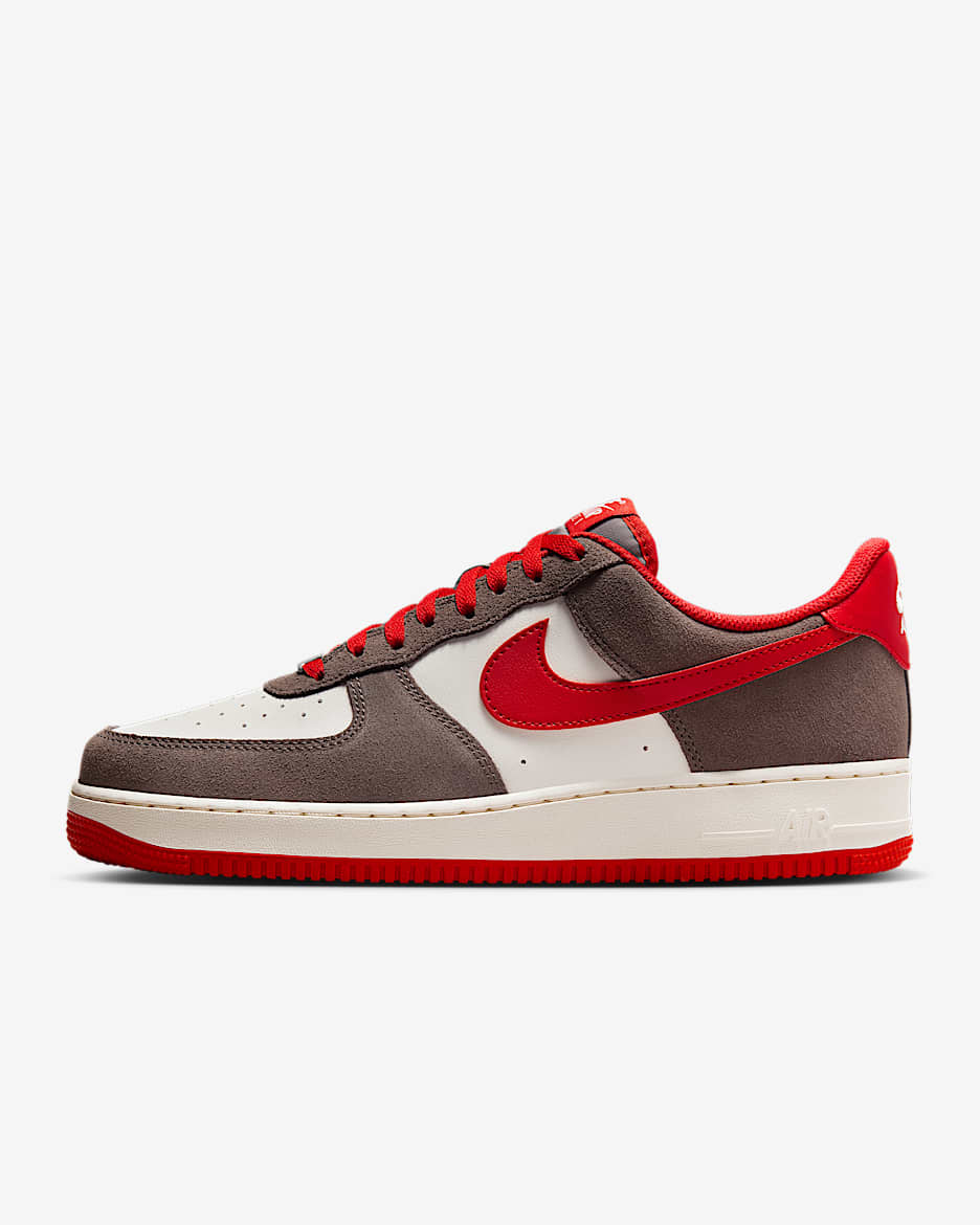 【Nike】AIR FORCE 1 '07 LV8 Nike Air Force 1 '07 LV8 Men's Shoes. Nike.com